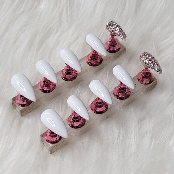 Press on nails - Picture 2 of 6